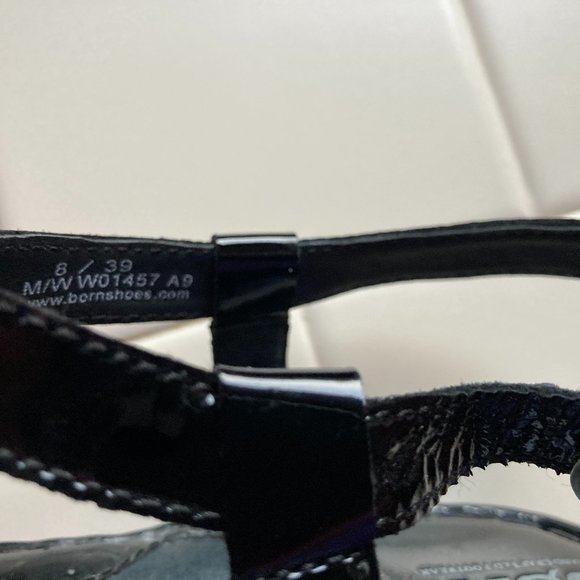 Born Thong Sandals Sz 8 Black Patent Leather Sling Back Women's Comfort Casual - Picture 5 of 14